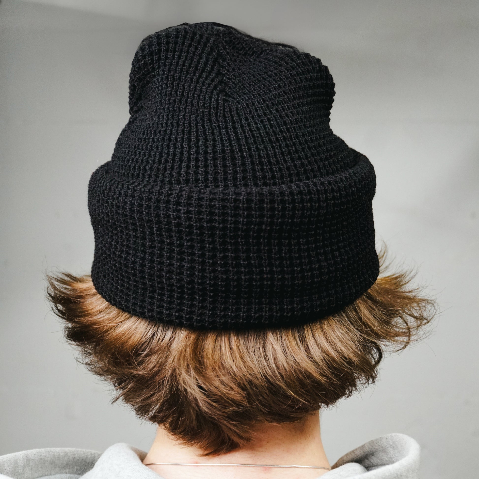25' LOGO WAFFLE KNIT BEANIE